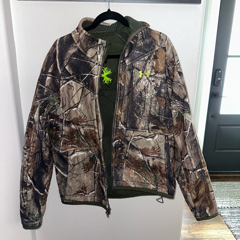 Under Armour Hunting Jacket - Medium (Heavy)
